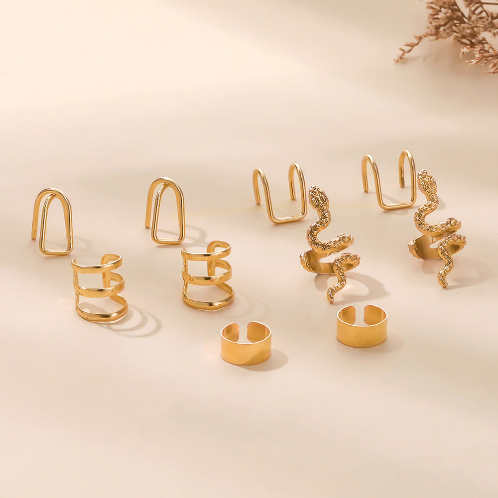 Romantic Gold Earring for Special Moments