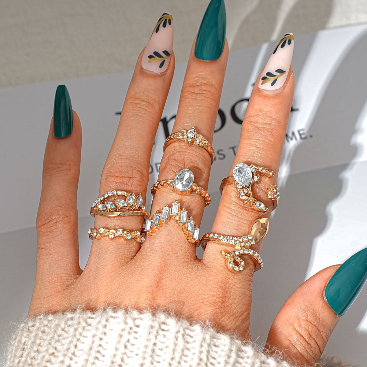 Delicate Artisan Set