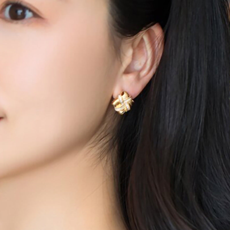 Classic Earring with Timeless Appeal