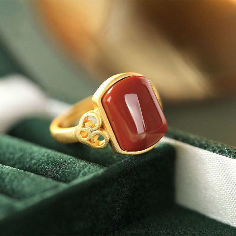 Stunning Silver Bracelet for Daily Wear