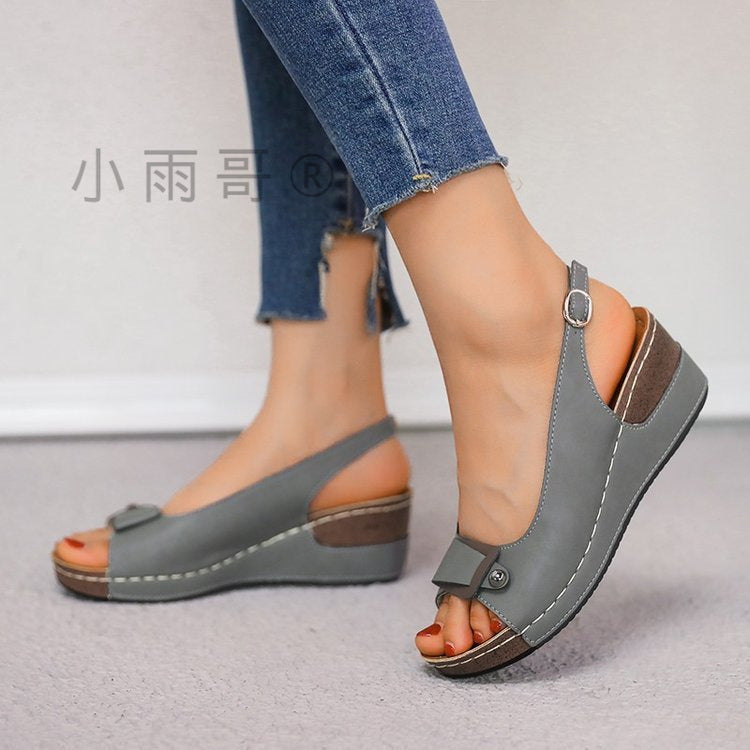 Graceful Orthopedic Sandals for Modern Look