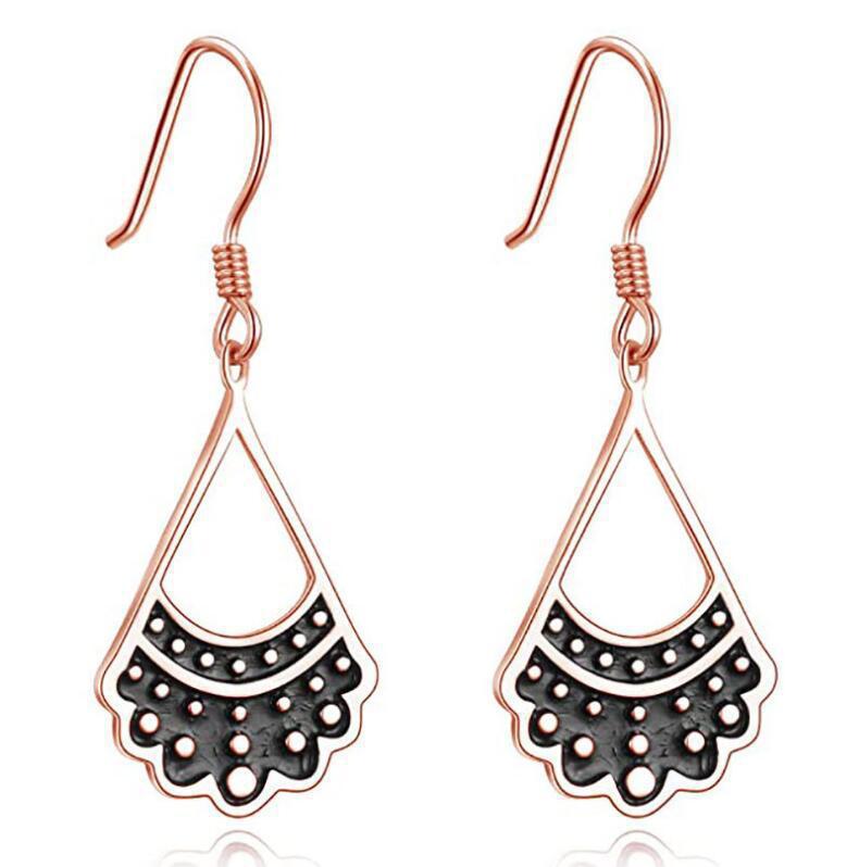 Stunning Necklace for Daily Wear