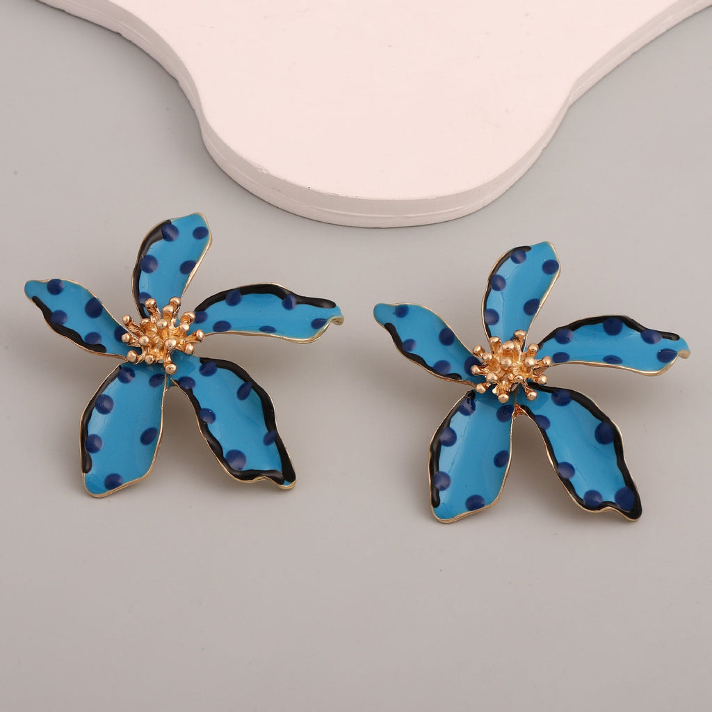 Stunning Earring for Daily Wear