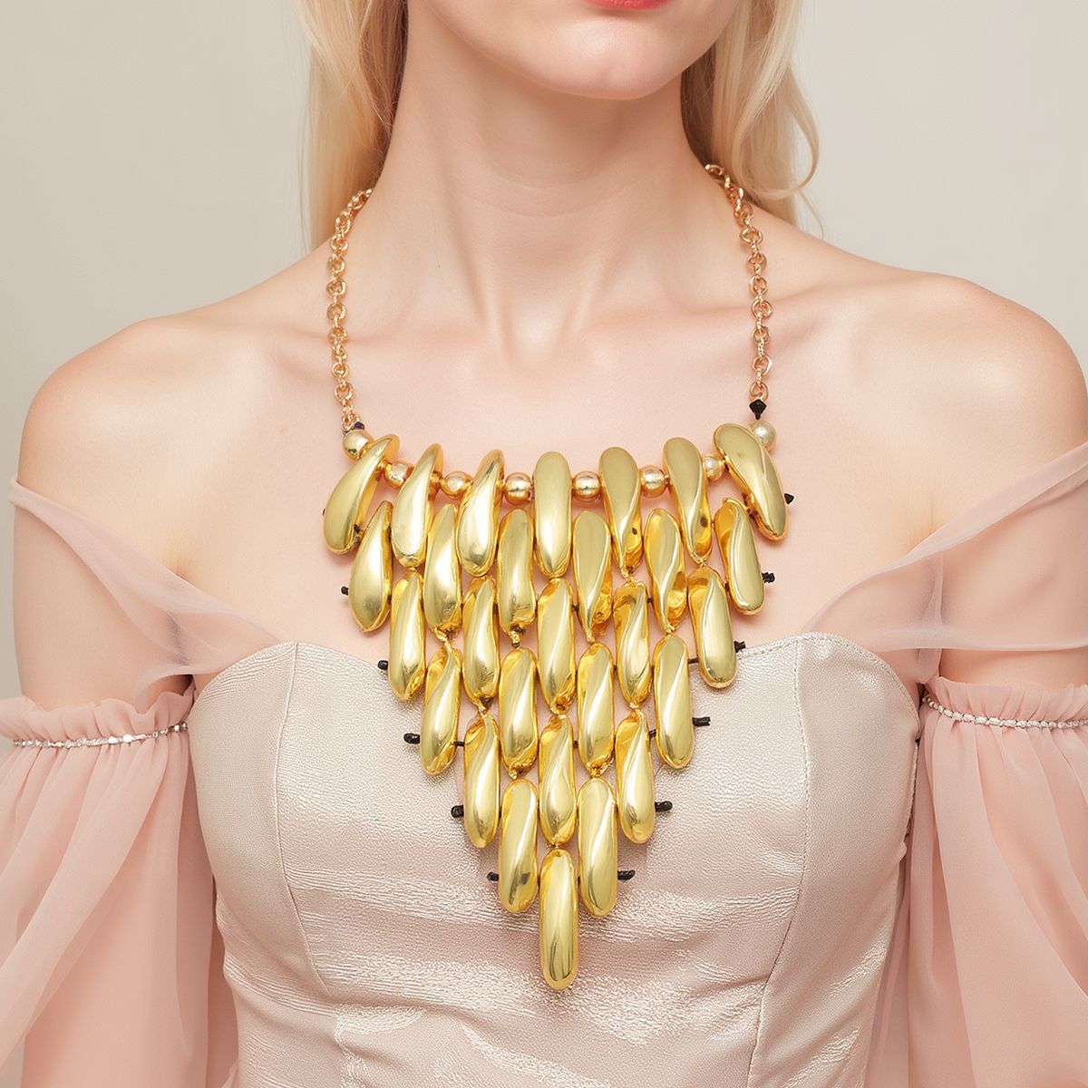 Beautiful Piece with Unique Style