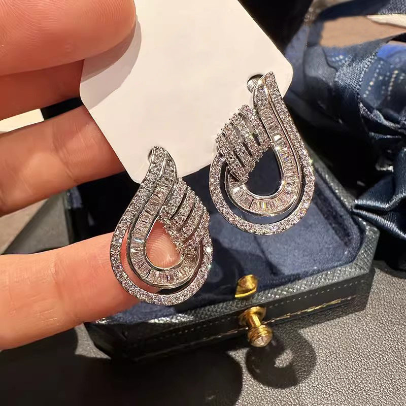 Elegant Earring for Every Occasion