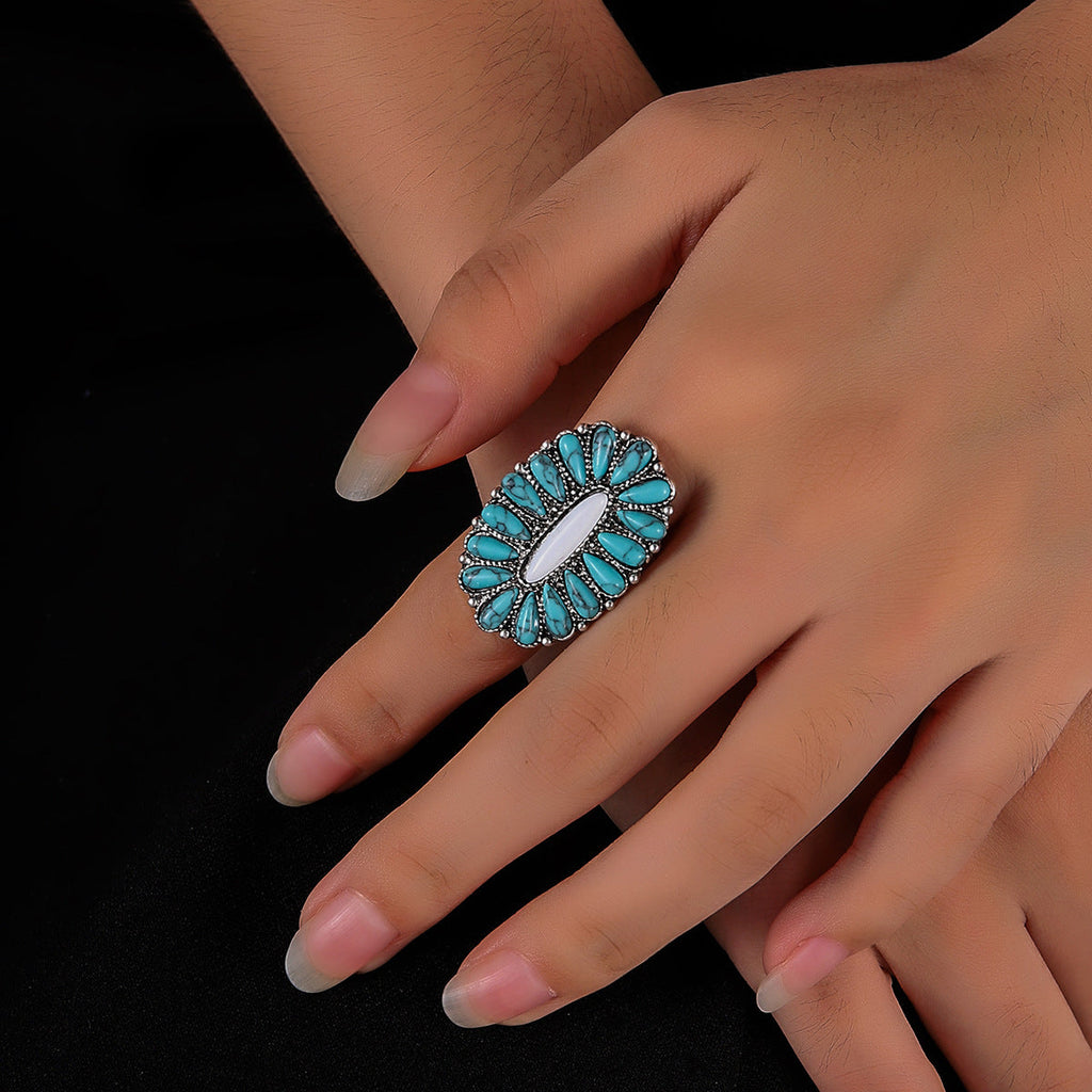Stunning Silver Ring for Daily Wear