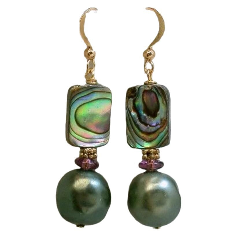 Romantic Pearl Earring for Special Moments