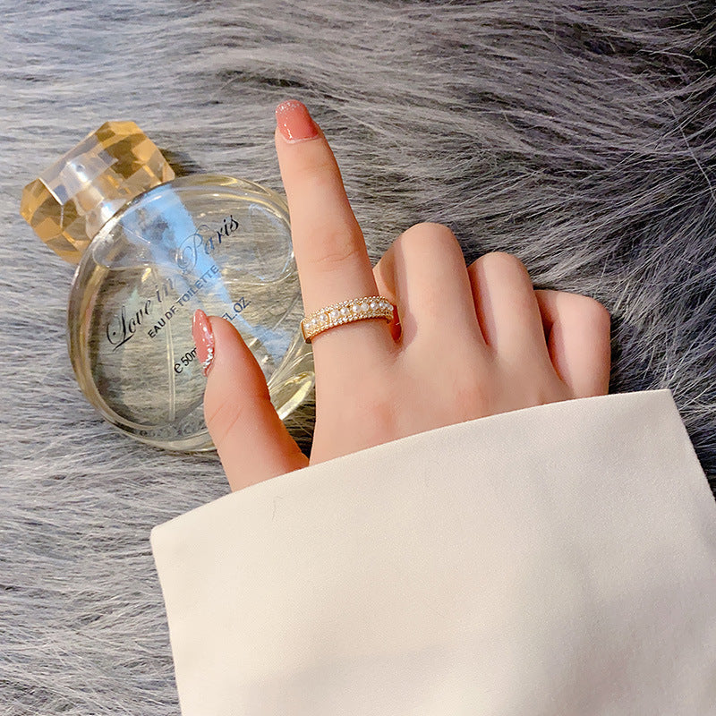 Romantic Pearl Ring for Special Moments
