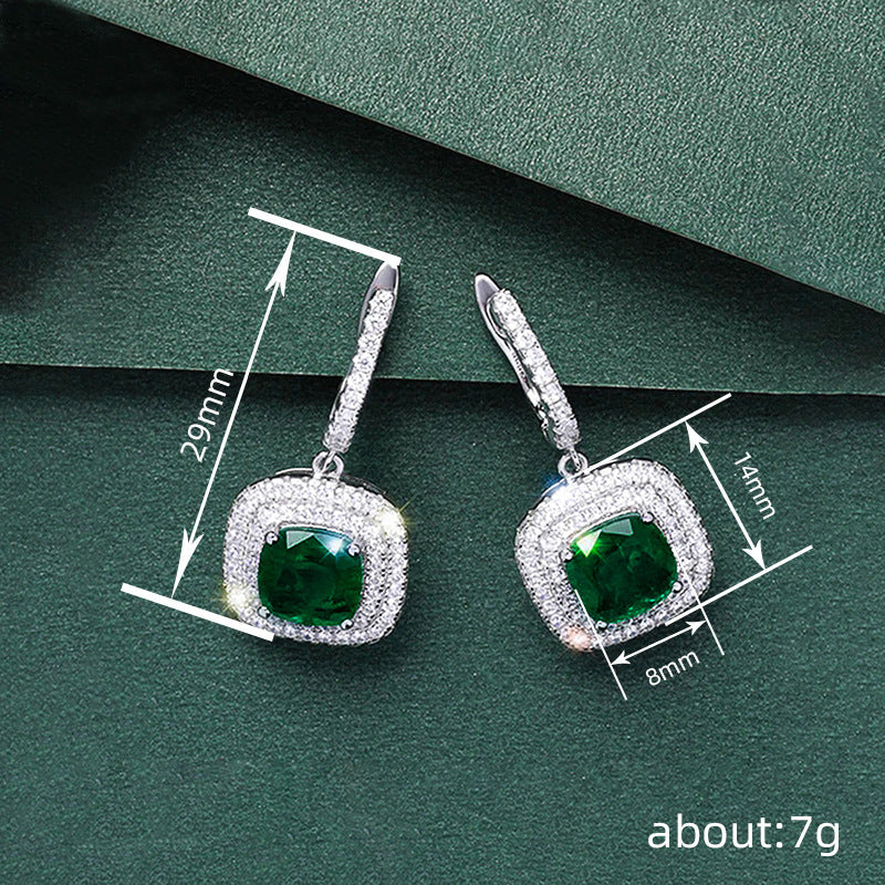 Classic Earring with Timeless Appeal