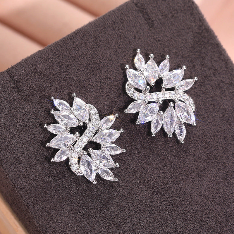 Elegant Earring for Every Occasion