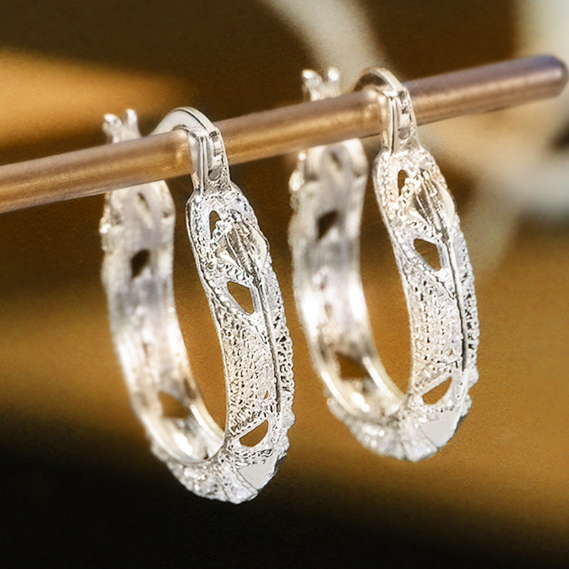Elegant Earring for Every Occasion
