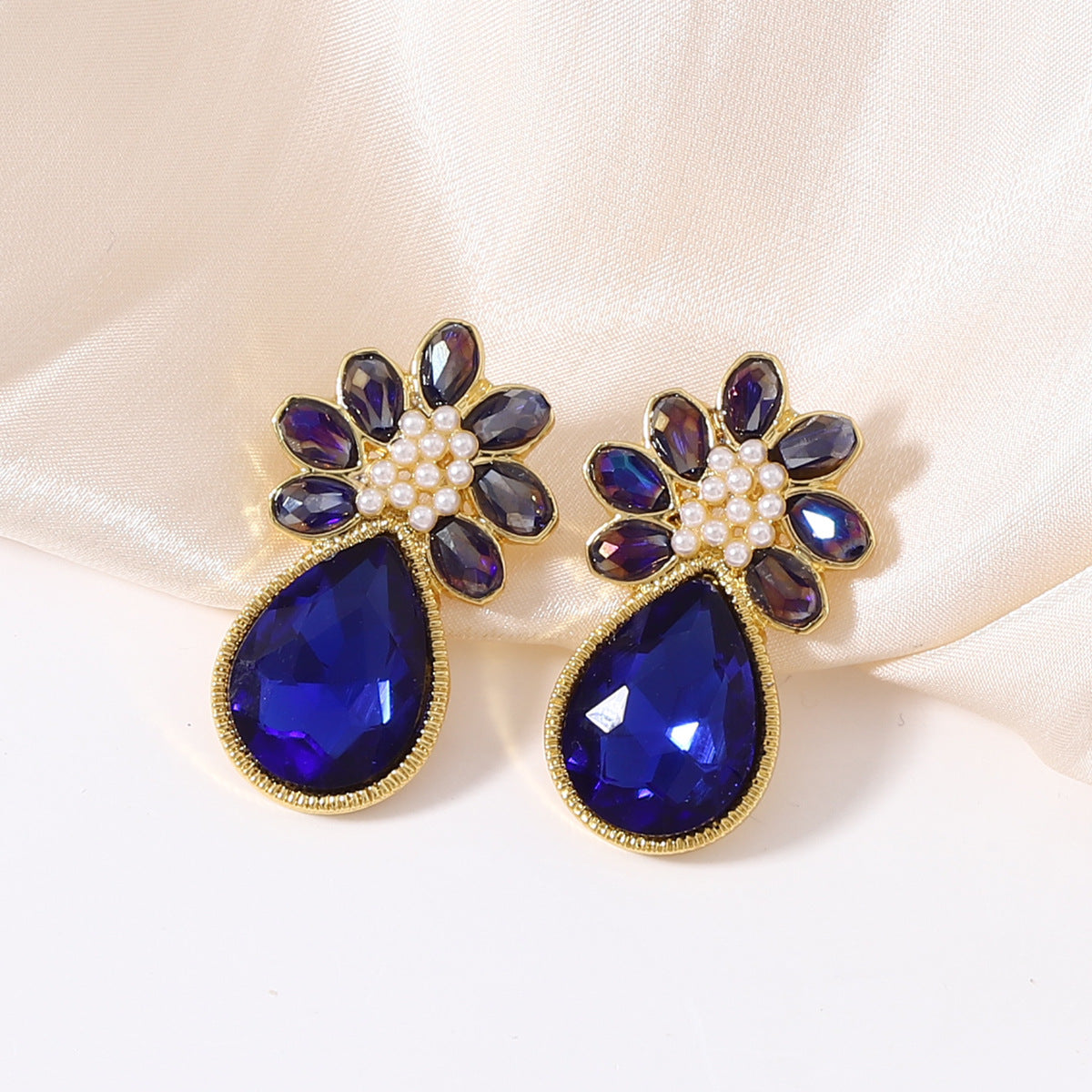 Romantic Earring for Special Moments