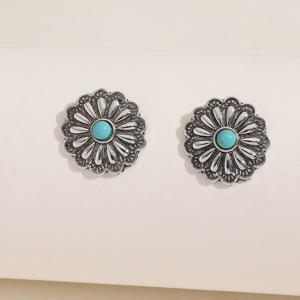 Classic Earring with Timeless Appeal
