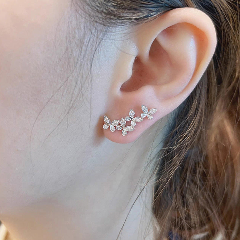 Charming Earring for Any Occasion