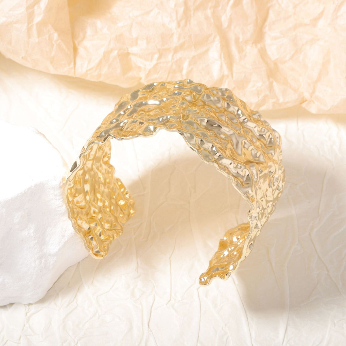 Romantic Bracelet for Special Moments