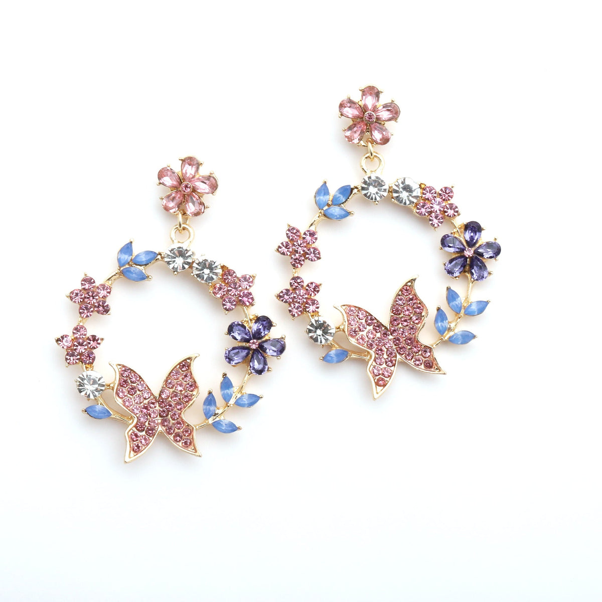 Classic Earring with Timeless Appeal