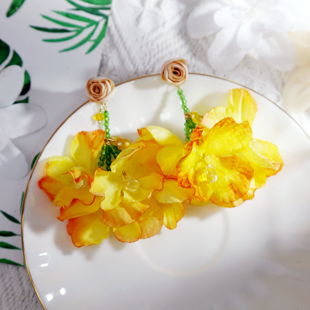 Charming Earring for Any Occasion