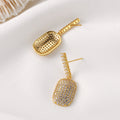 Classic Gold Earring with Timeless Appeal
