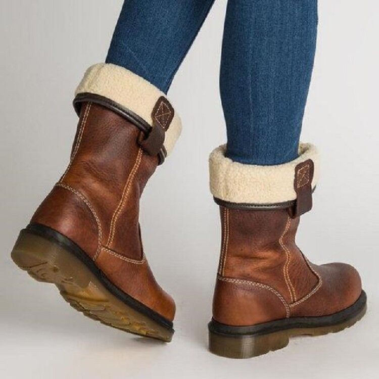 Graceful Orthopedic Boots for Modern Look
