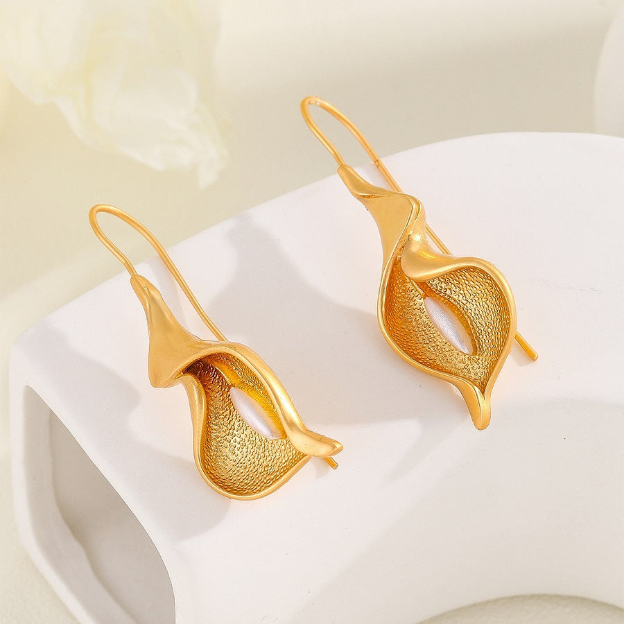 Elegant Pearl Earring for Every Occasion