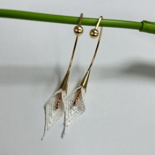 Romantic Earring for Special Moments