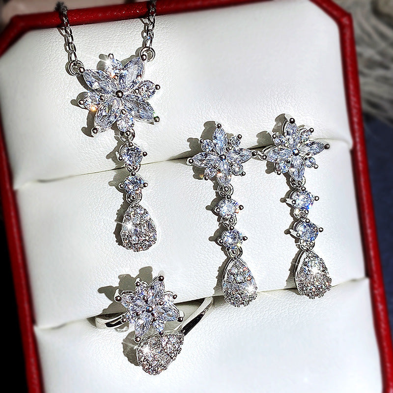 Beautiful Set with Unique Style