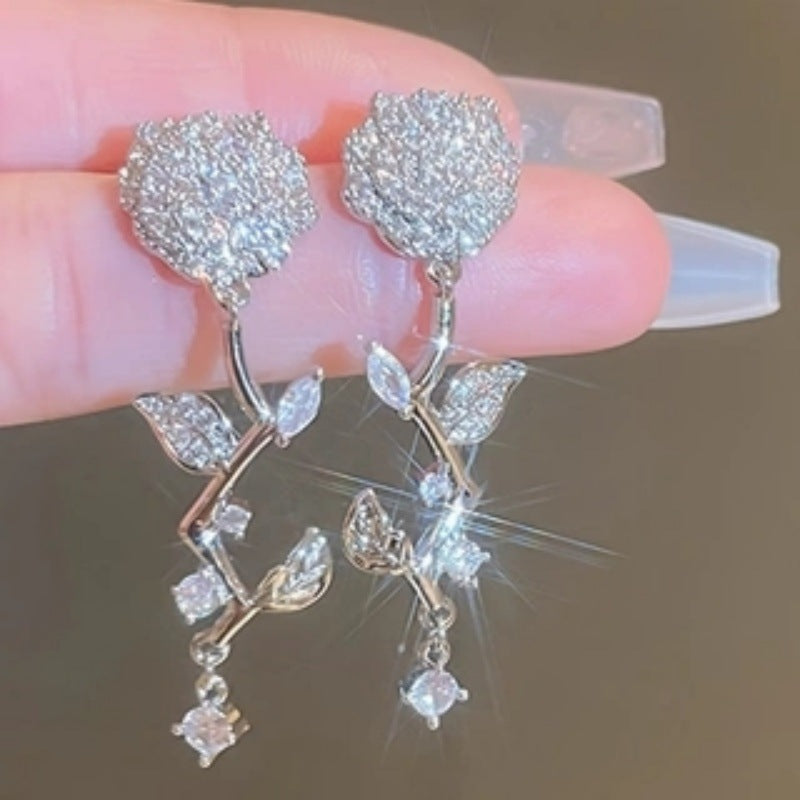 Classic Earring with Timeless Appeal