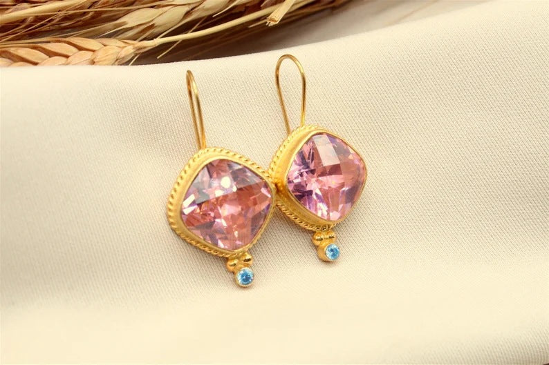 Vintage Handmade Earring