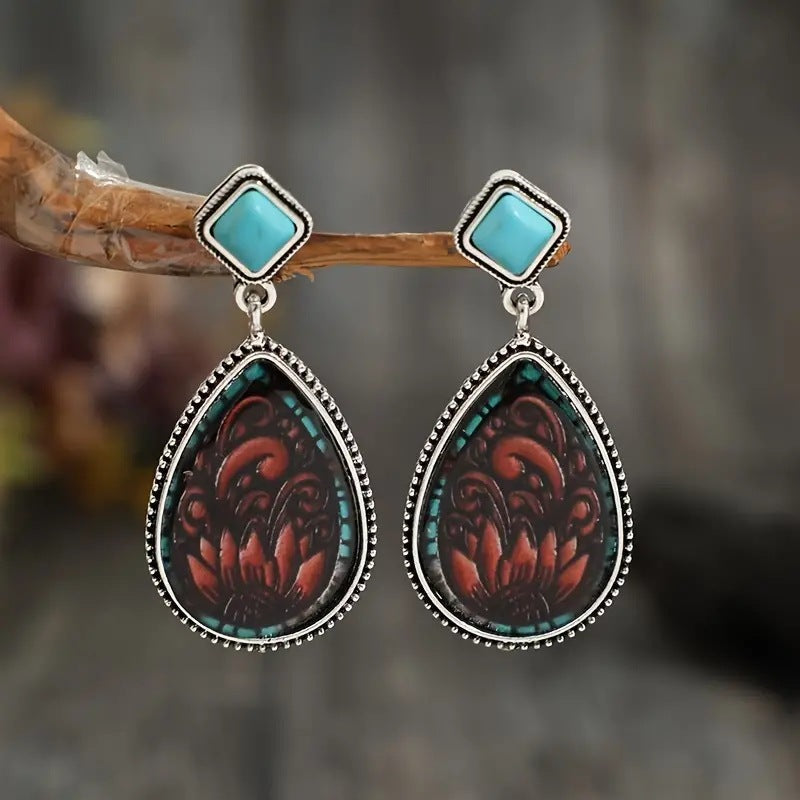 Classic Earring with Timeless Appeal