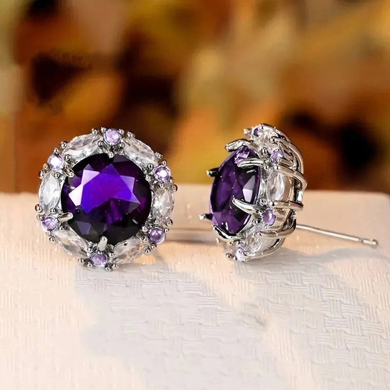 Charming Earring for Any Occasion