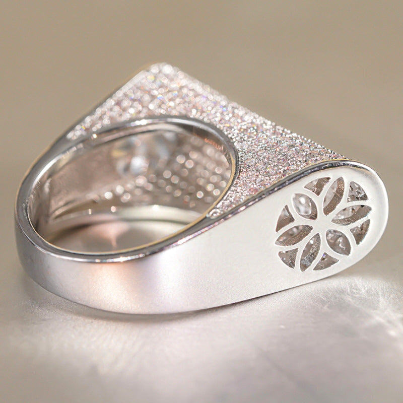 Beautiful Piece with Unique Style