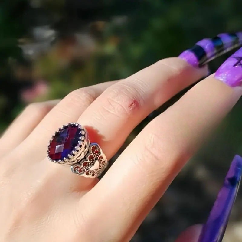 Beautiful Ring with Unique Style