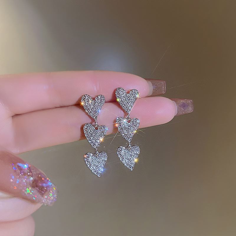 Classic Earring with Timeless Appeal