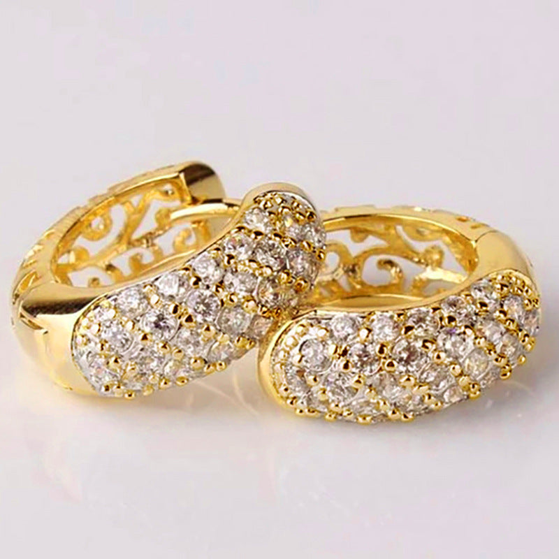 Charming Earring for Any Occasion