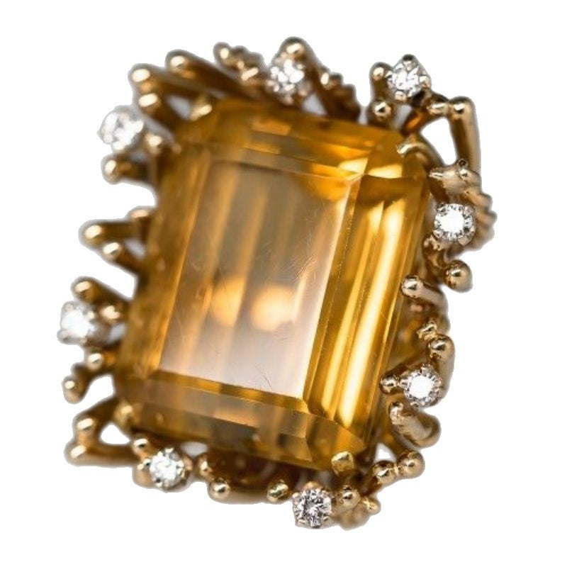 Classic Ring with Timeless Appeal