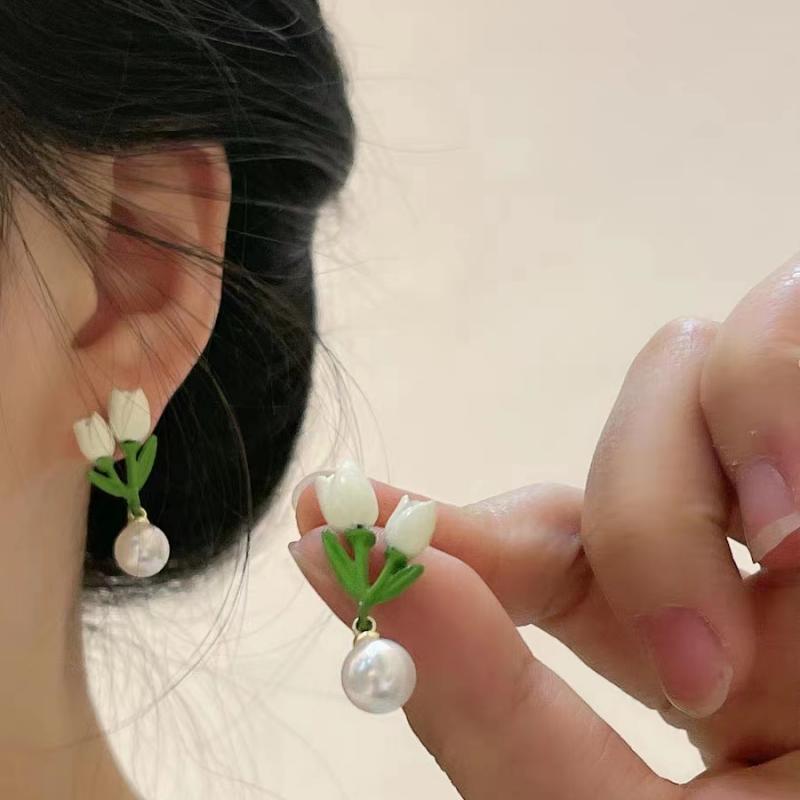 Vintage Handmade Pearl Earring