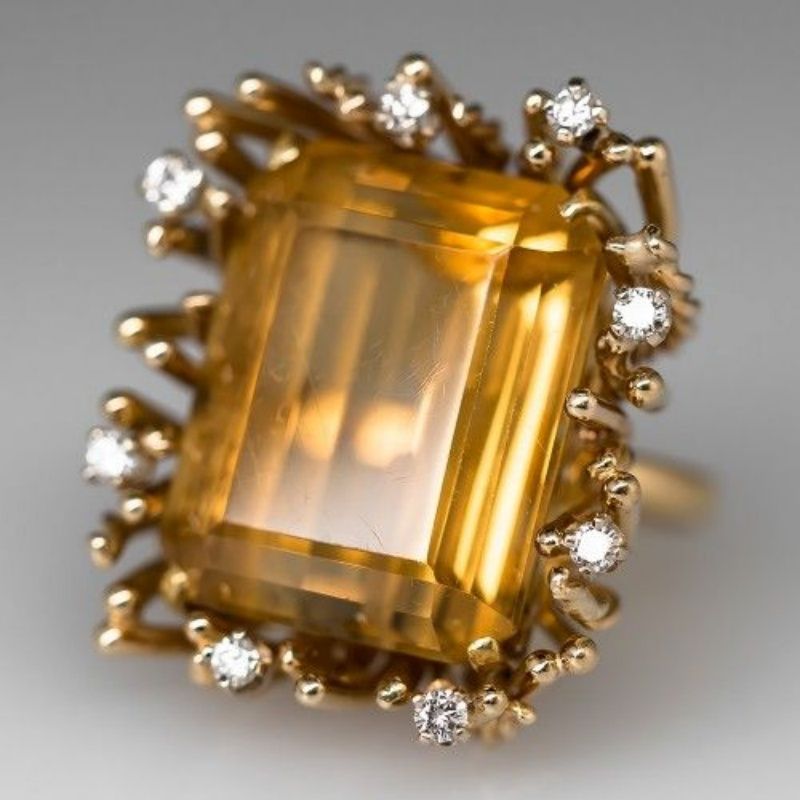 Classic Ring with Timeless Appeal