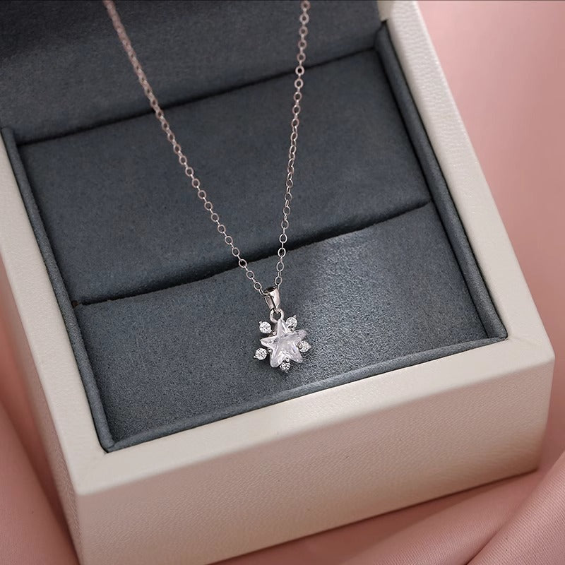 Stunning Necklace for Daily Wear