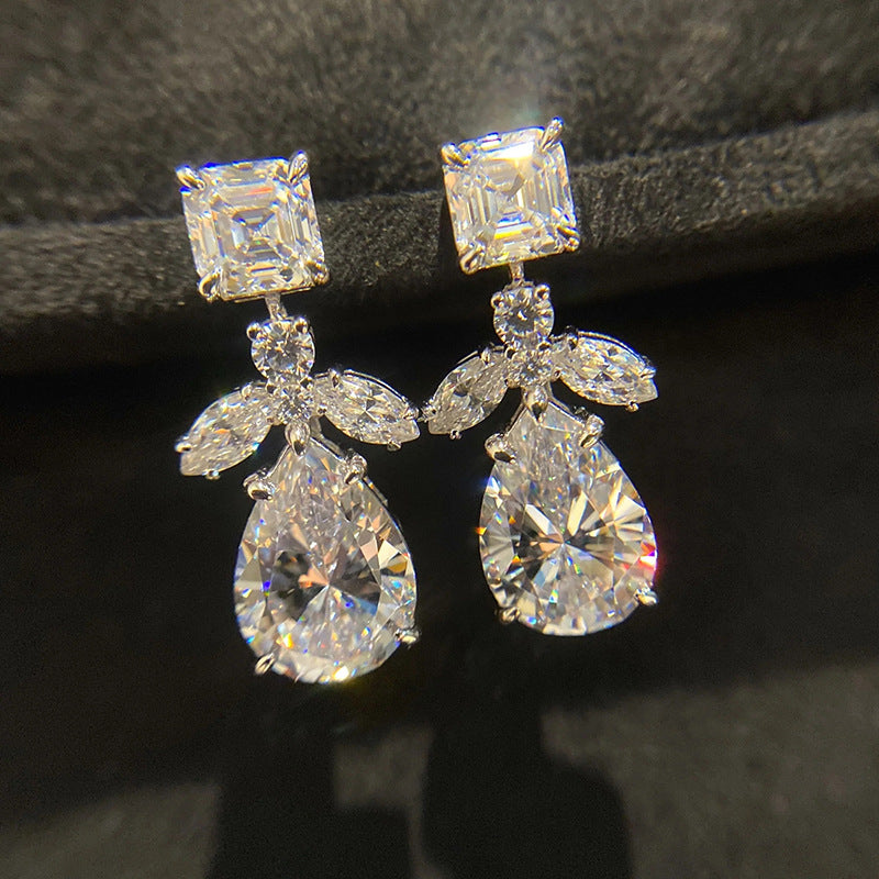 Classic Earring with Timeless Appeal