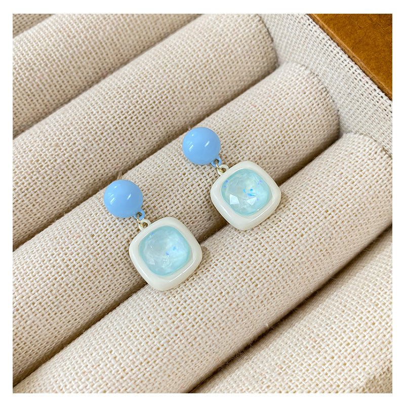 Vintage Handmade Earring
