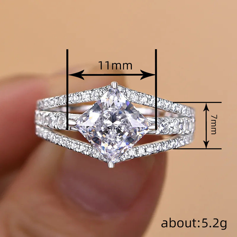 Stunning Ring for Daily Wear