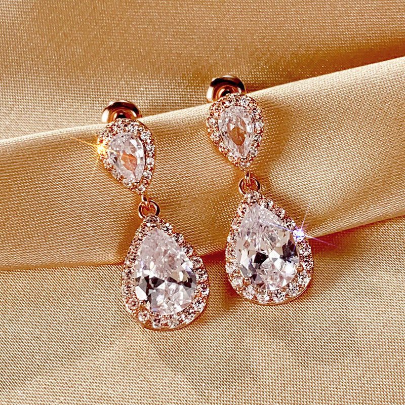 Classic Earring with Timeless Appeal