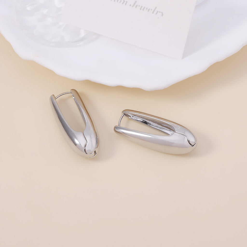 Charming Piece for Any Occasion