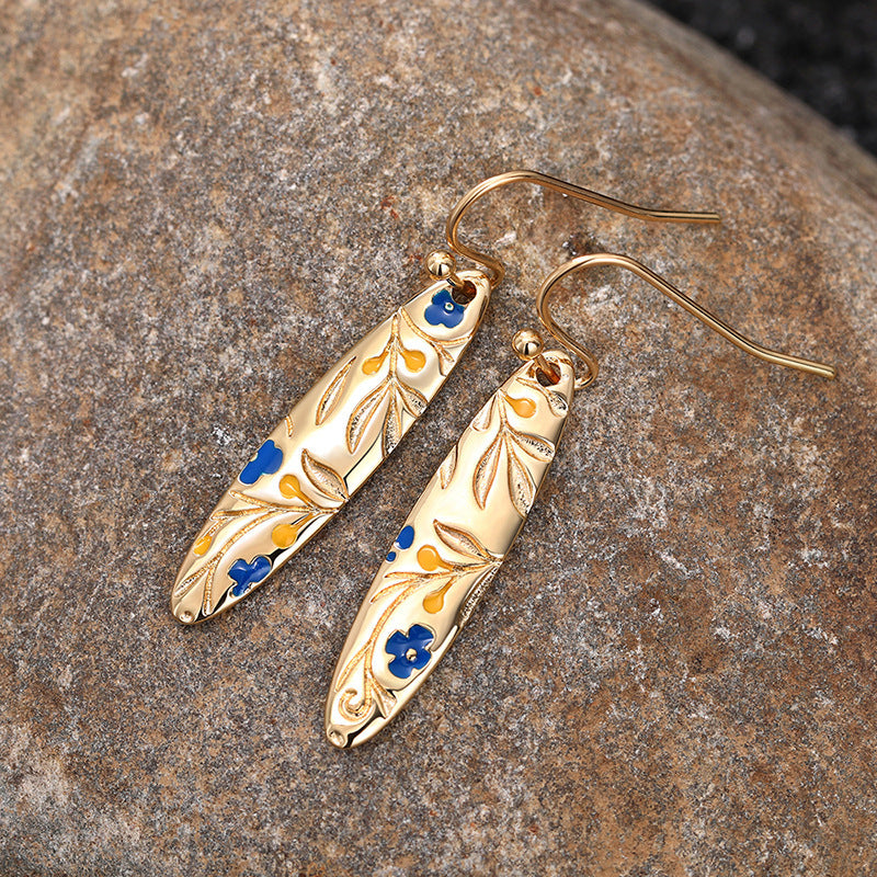 Charming Earring for Any Occasion