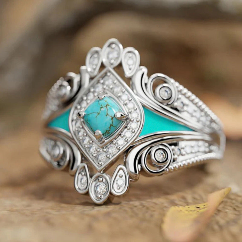Charming Piece for Any Occasion