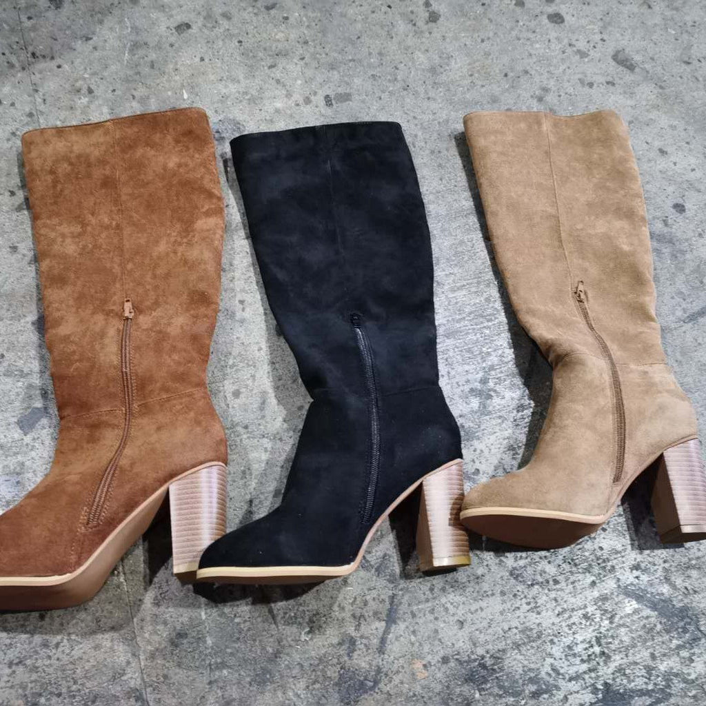 Chic Orthopedic Boots with Unique Design