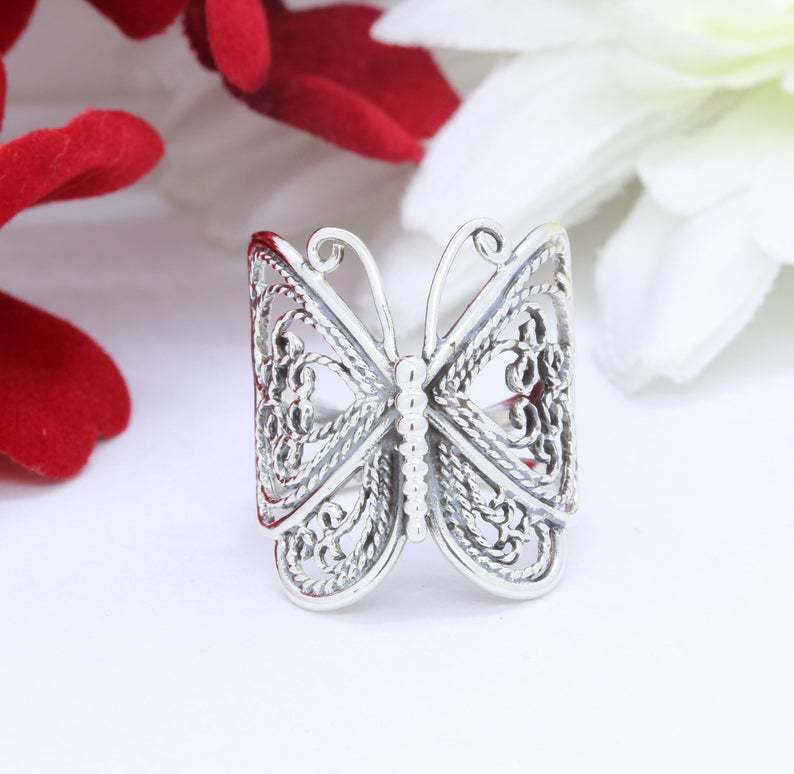 Charming Bracelet for Any Occasion