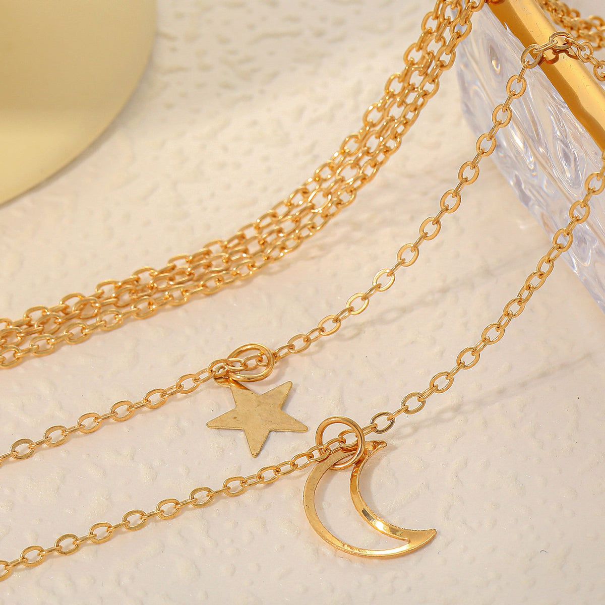 Beautiful Gold Set with Unique Style
