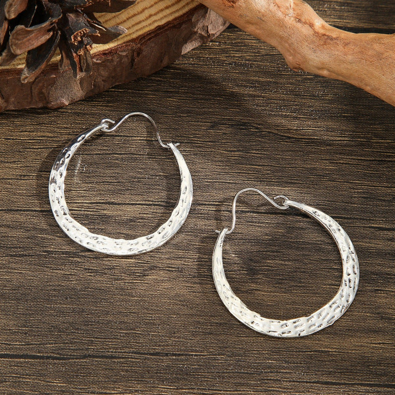 Classic Earring with Timeless Appeal