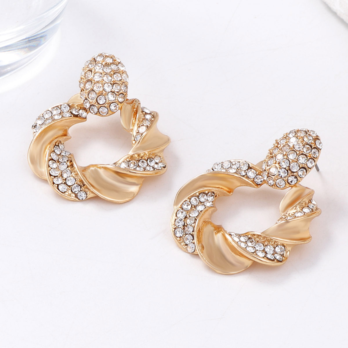 Elegant Piece for Every Occasion